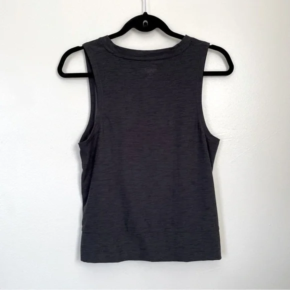 Old Navy | Gray Twist Front Muscle Tank | Size Medium - Picture 5 of 7